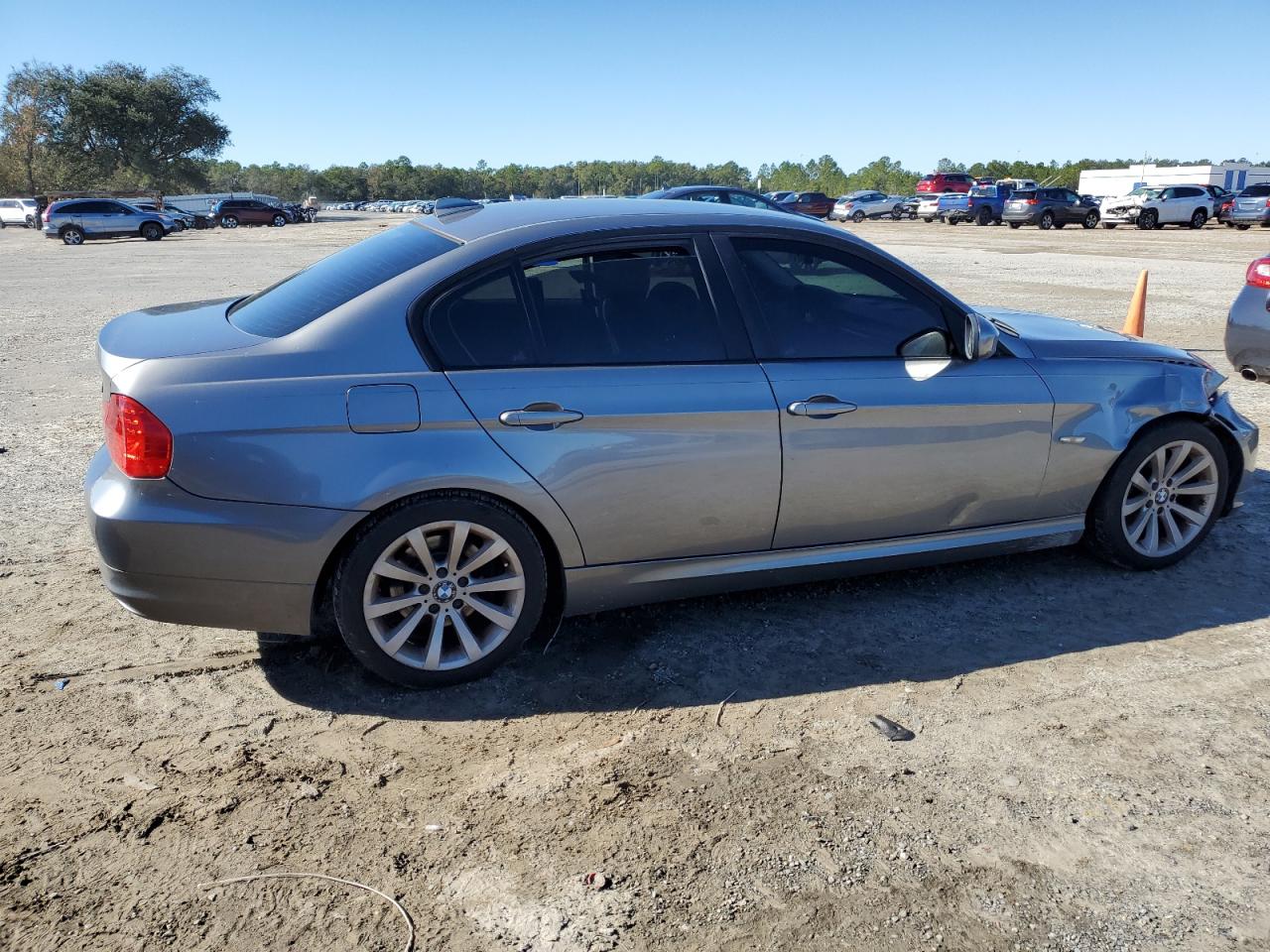 Obraz 3 z 2011 BMW 328 I 2011 z VIN WBAPH7C53BE679871