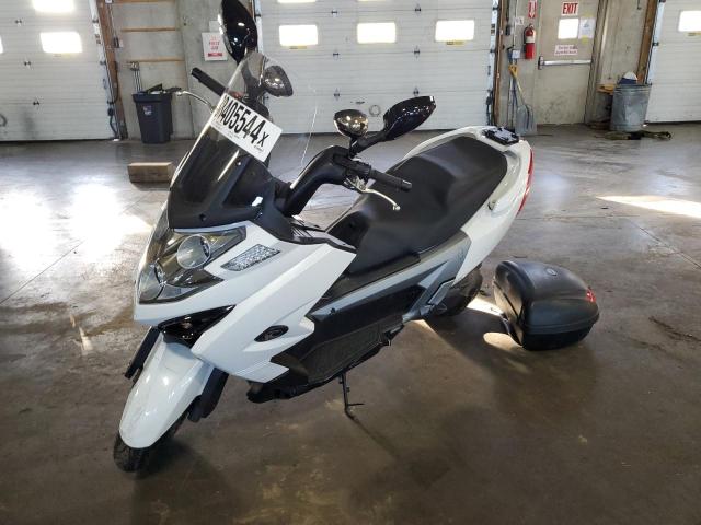 Image 2 of 2014 KYMCO USA INC MYROAD 700I 2014 with VIN RFBV3U583EB160150