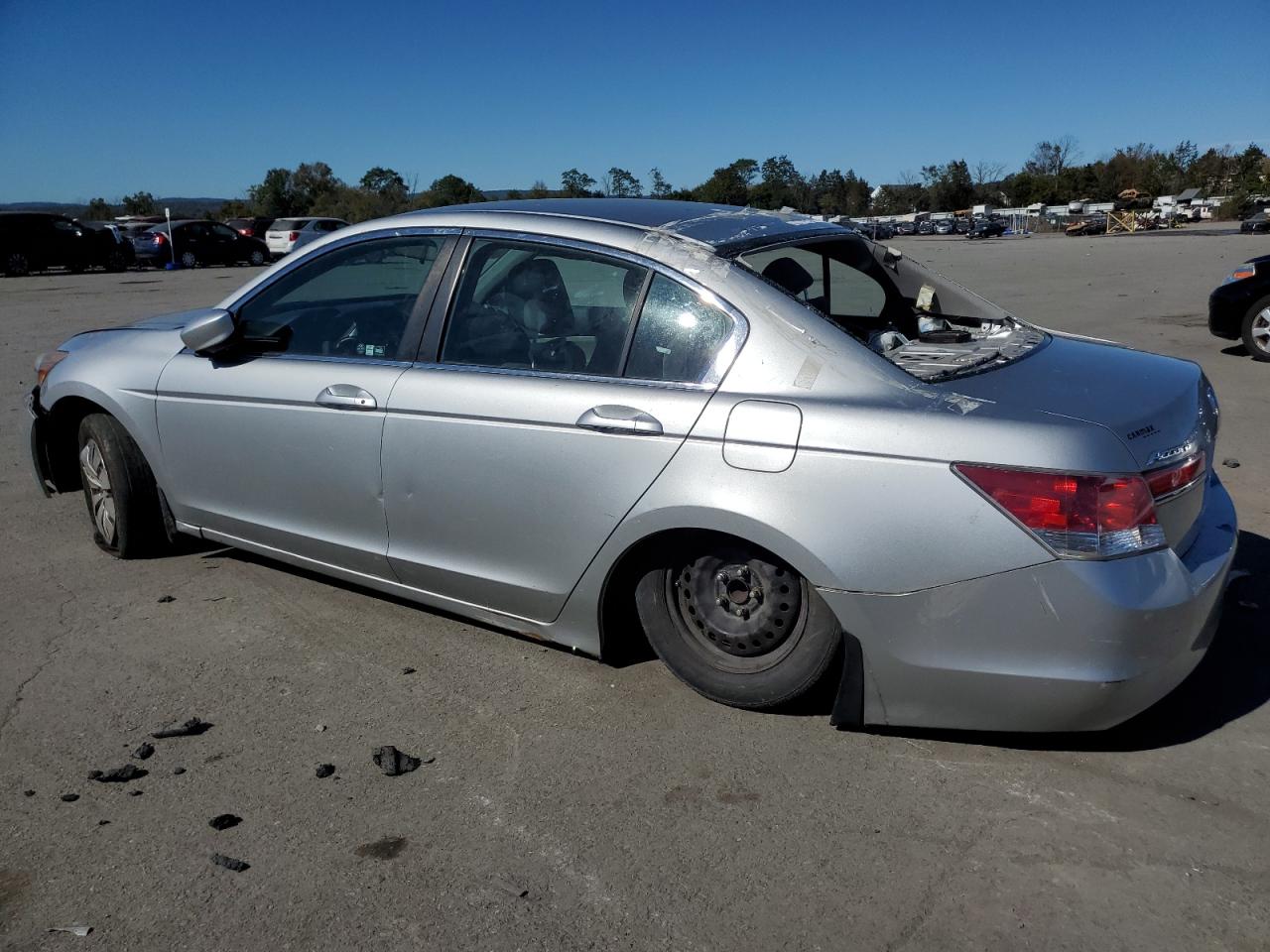 Изображение 2 2012 HONDA ACCORD LX 2012 с VIN 1HGCP2E37CA130655
