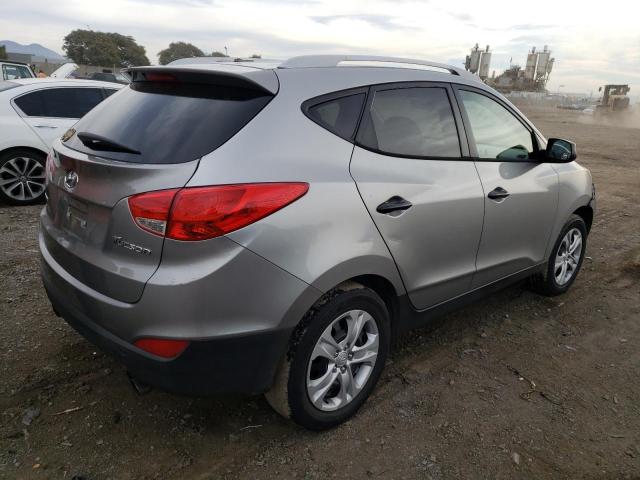Image 3 of 2012 HYUNDAI TUCSON GL 2012 with VIN KM8JT3AC6CU427407