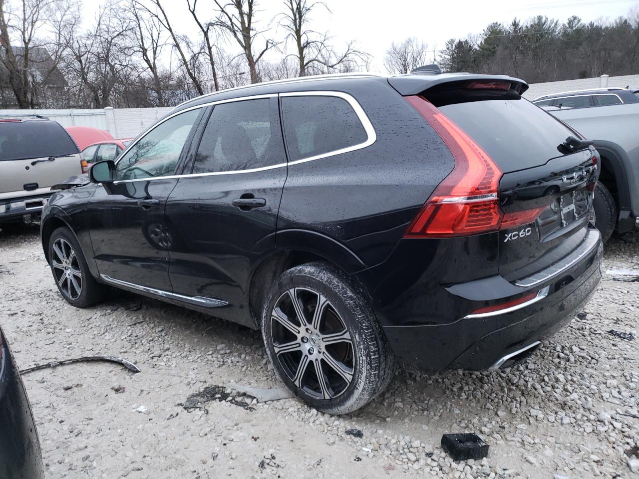 Obraz 2 z 2020 VOLVO XC60 T5 INSCRIPTION 2020 z VIN YV4102RL5L1512149