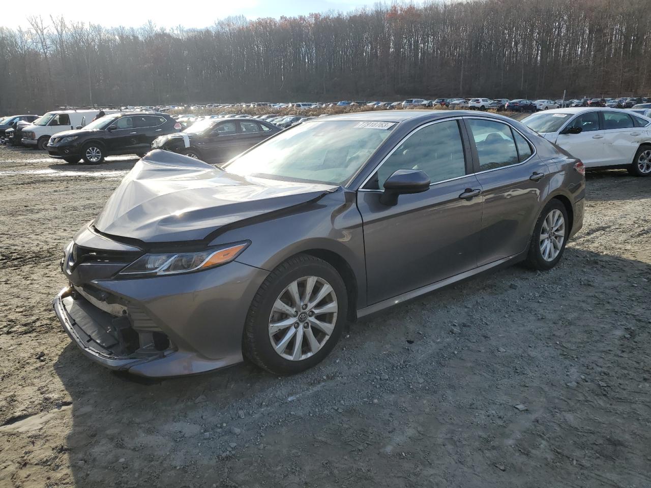 Obraz 1 z 2018 TOYOTA CAMRY L 2018 z VIN 4T1B11HK1JU146088