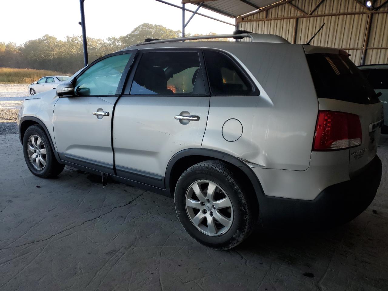 Obraz 2 z 2012 KIA SORENTO BASE 2012 z VIN 5XYKT4A27CG253953