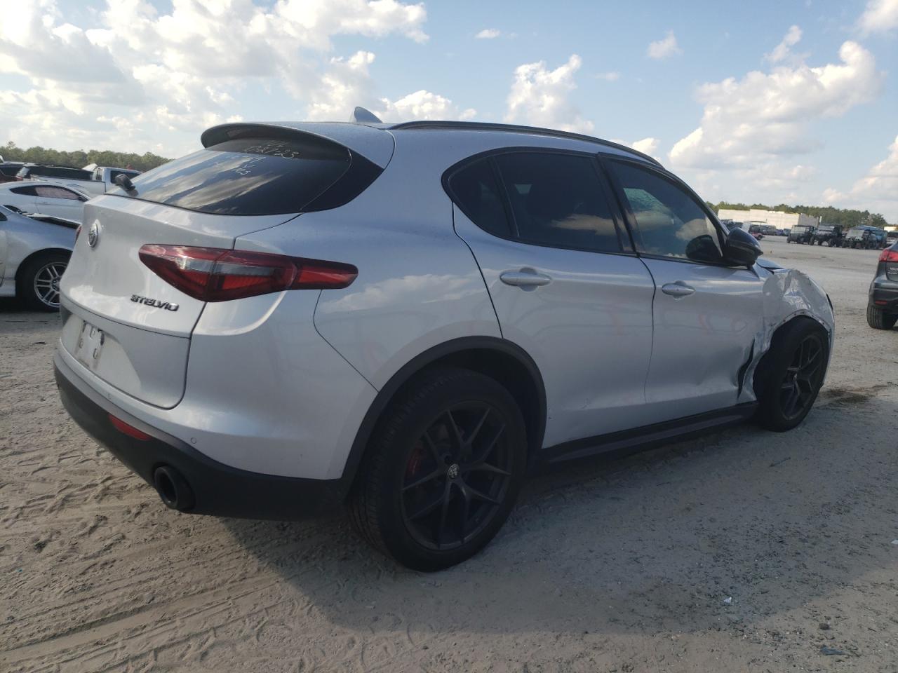 Image 3 of 2020 ALFA ROMEO STELVIO  2020 with VIN ZASPAJAN7L7C95371