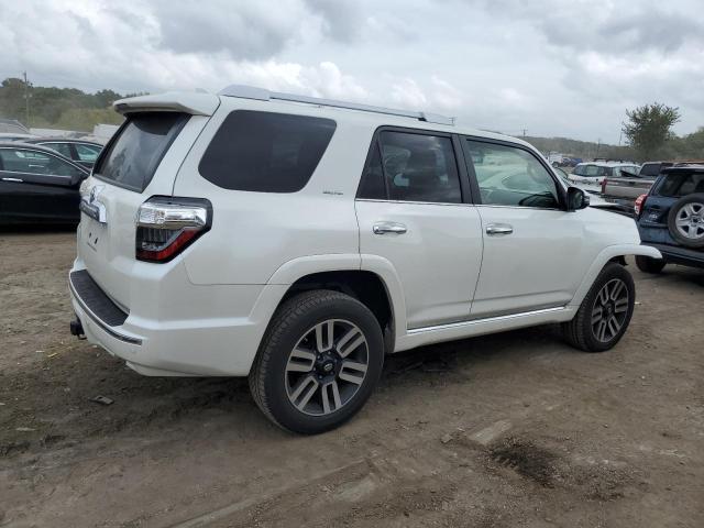 Image 3 of 2017 TOYOTA 4RUNNER SR5/SR5 PREMIUM 2017 with VIN JTEBU5JR6H5415826