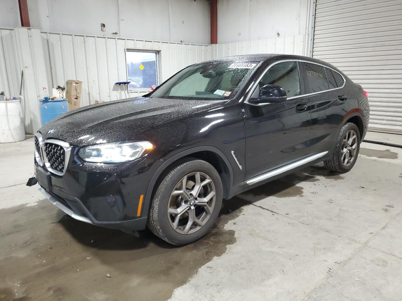 Obraz 1 z 2022 BMW X4 XDRIVE30I 2022 z VIN 5UX33DT07N9J18023