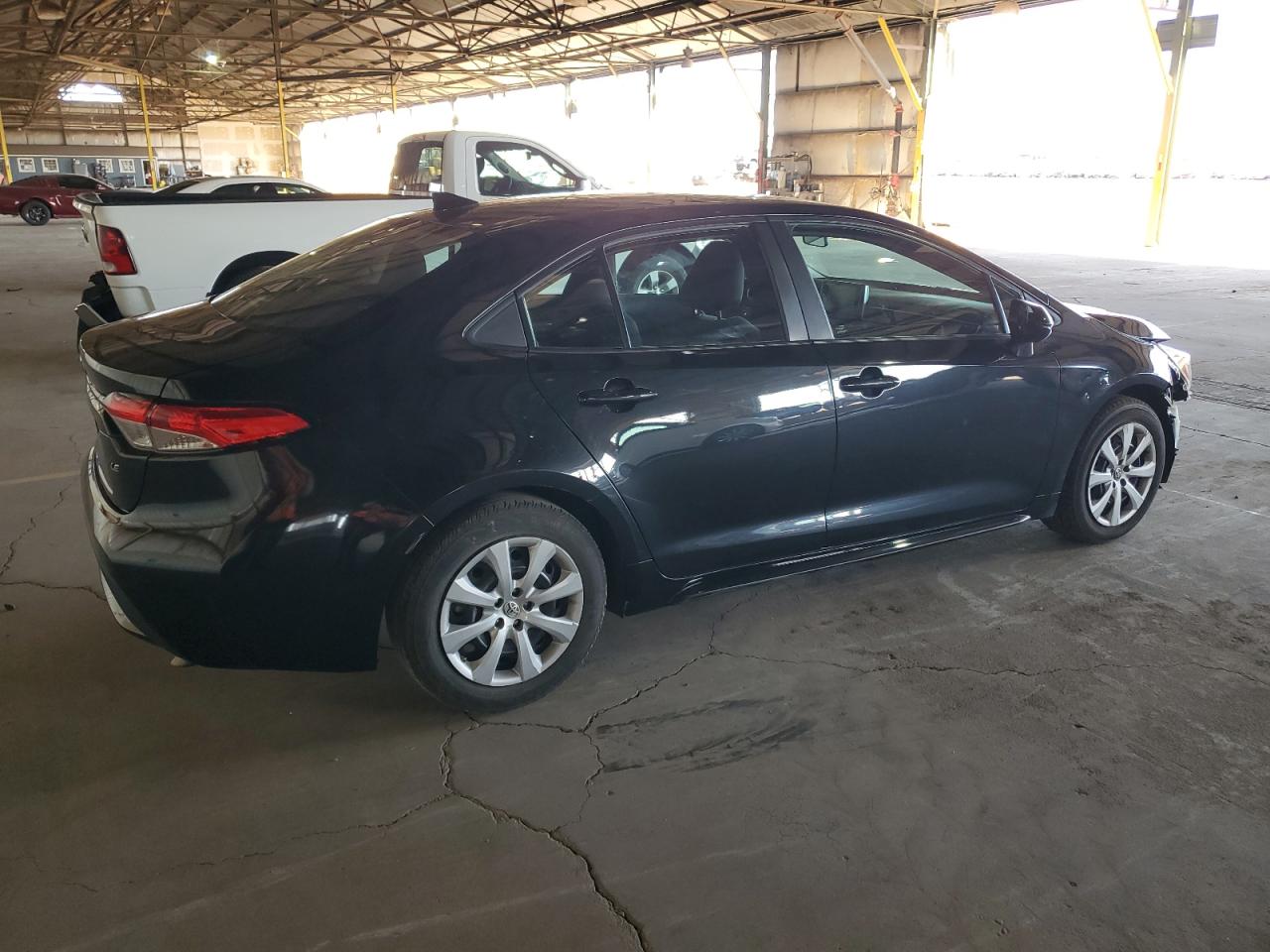 Image 3 of 2021 TOYOTA COROLLA LE 2021 with VIN 5YFEPMAE8MP192573