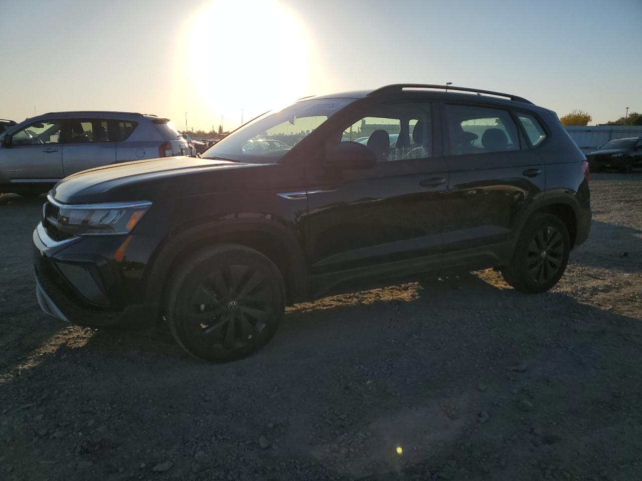 Image 1 of 2022 VOLKSWAGEN TAOS S 2022 with VIN 3VVCX7B2XNM066108