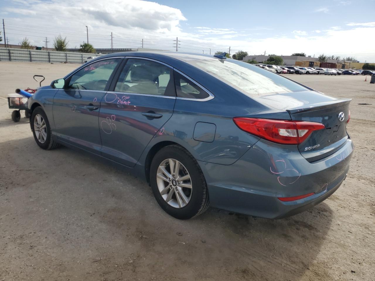 Obraz 2 z 2017 HYUNDAI SONATA SE 2017 z VIN 5NPE24AF4HH537107