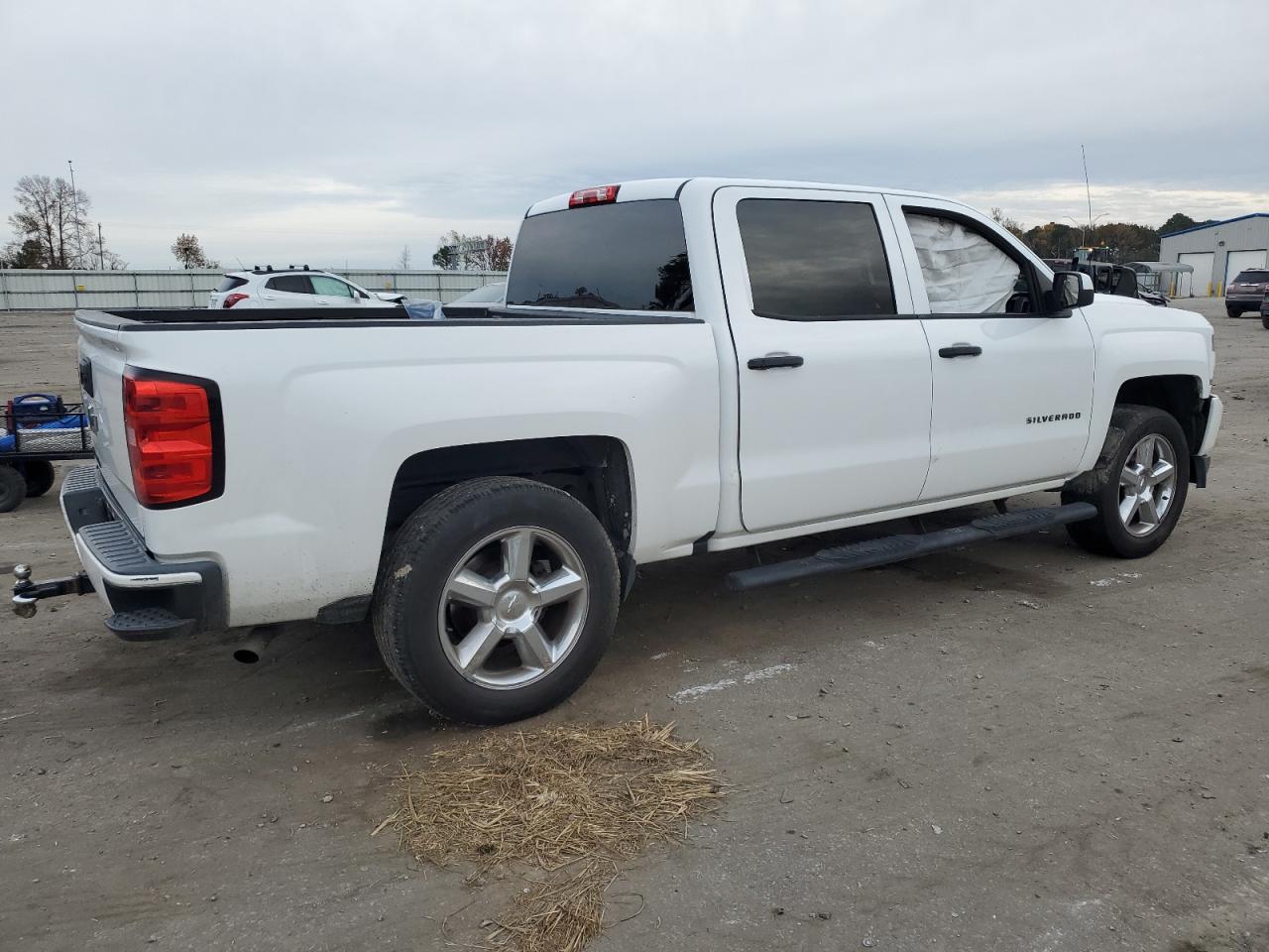 Image 3 of 2016 CHEVROLET SILVERADO C1500 2016 with VIN 3GCPCNEH3GG322672