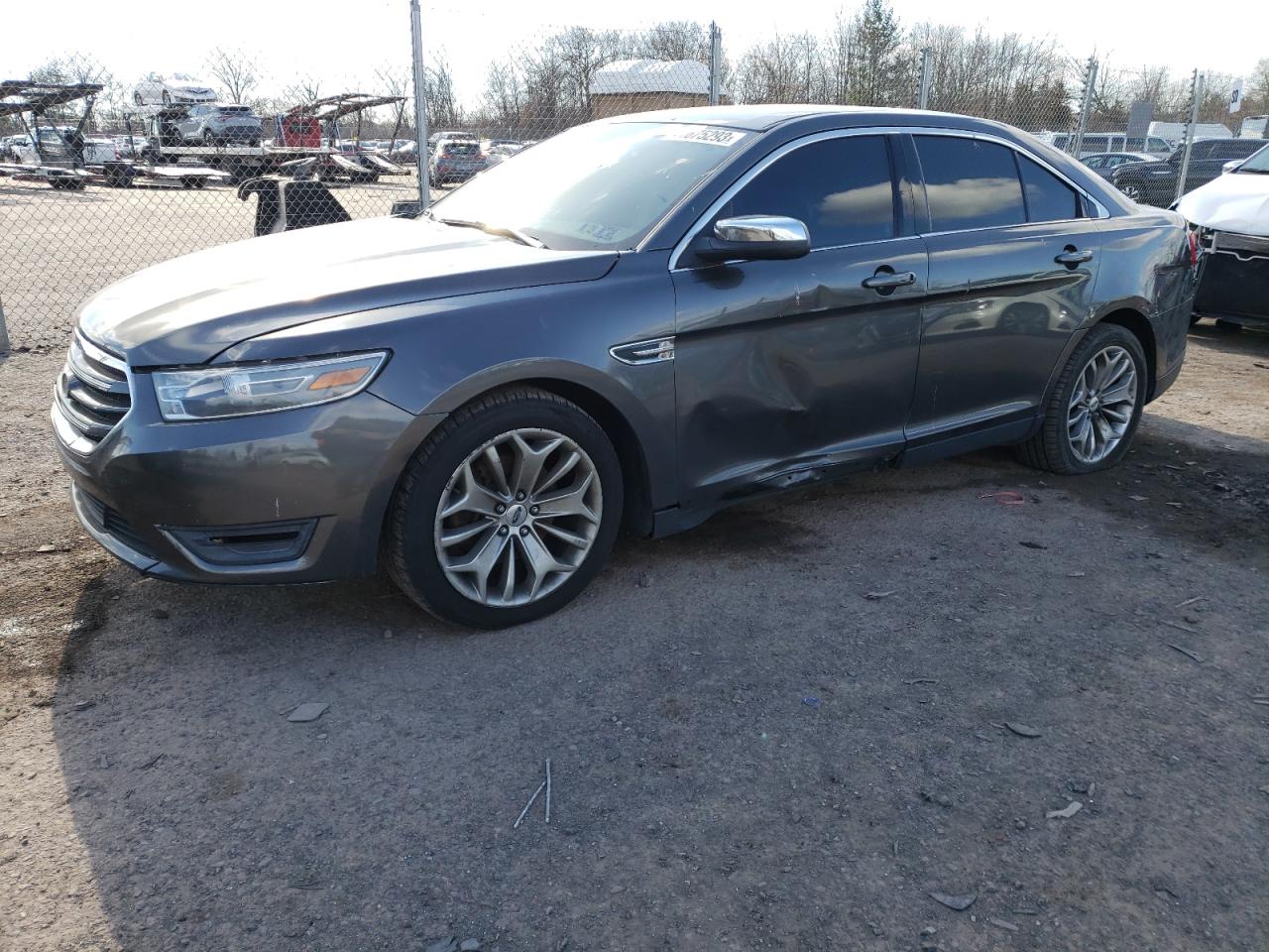 Изображение 2015 FORD TAURUS LIMITED 2015