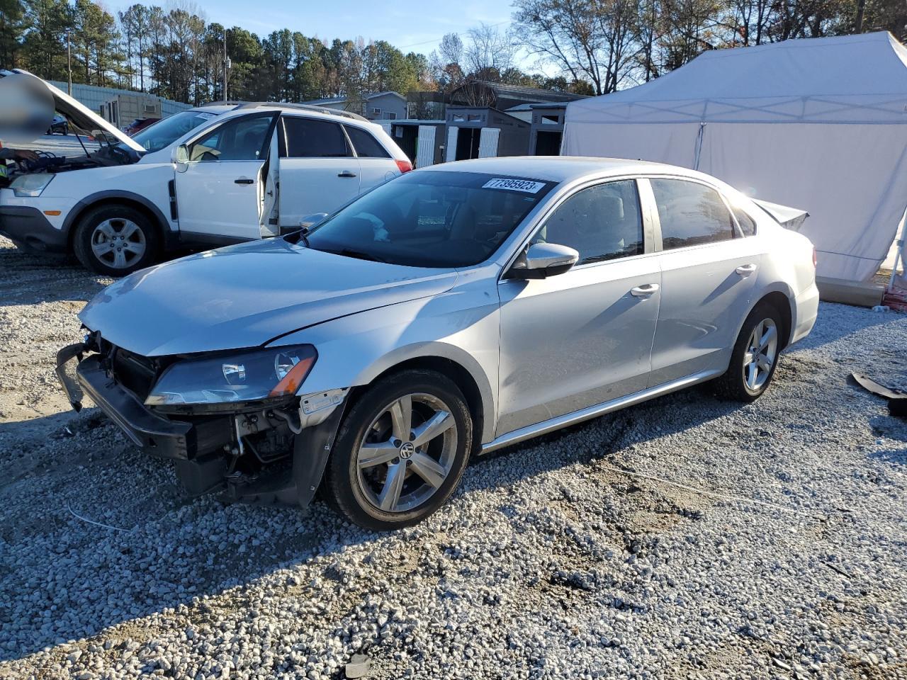 2012 VOLKSWAGEN PASSAT SE 2012 image