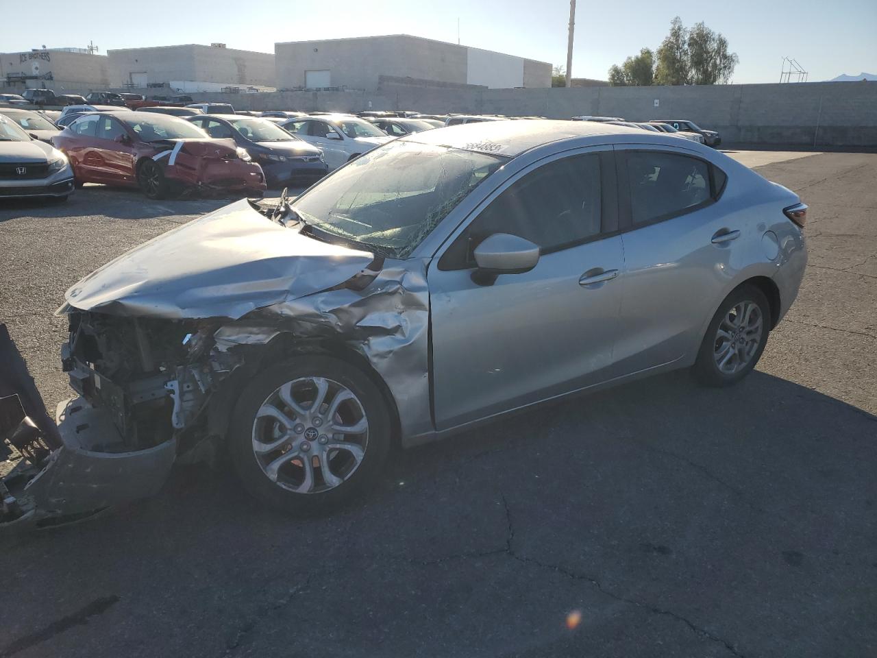 Obraz 1 z 2018 TOYOTA YARIS IA  2018 z VIN 3MYDLBYV3JY319566