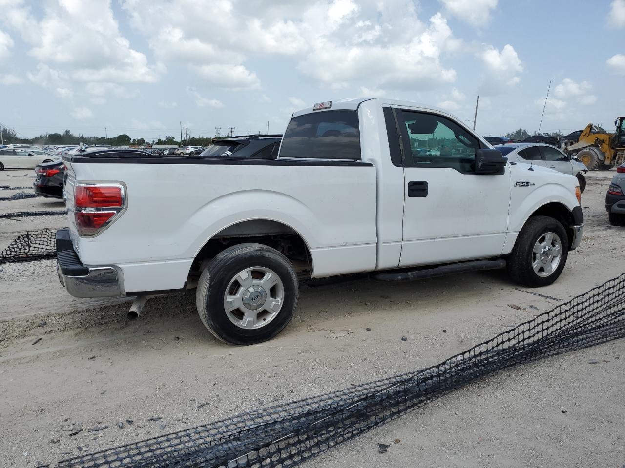 Image 3 of 2014 FORD F150  2014 with VIN 1FTMF1CM4EKF88114