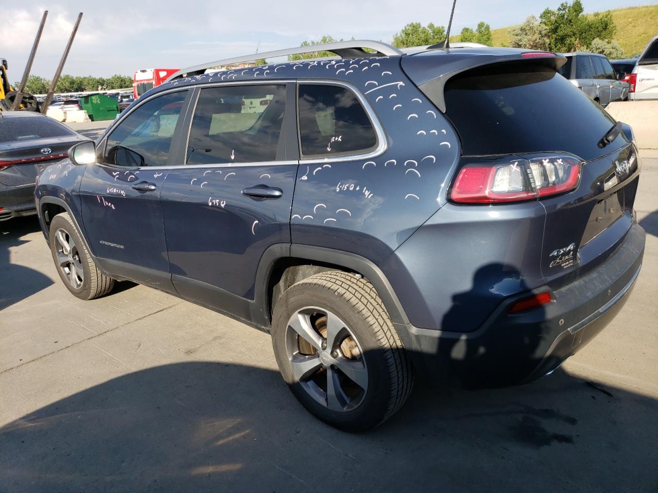 Image 2 of 2020 JEEP CHEROKEE LIMITED 2020 with VIN 1C4PJMDX1LD579183