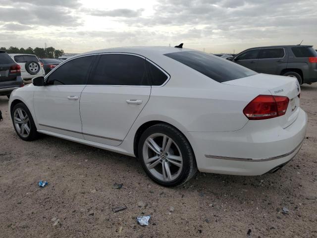 Obraz 2 z 2015 VOLKSWAGEN PASSAT SE 2015 z VIN 1VWBV7A30FC050901