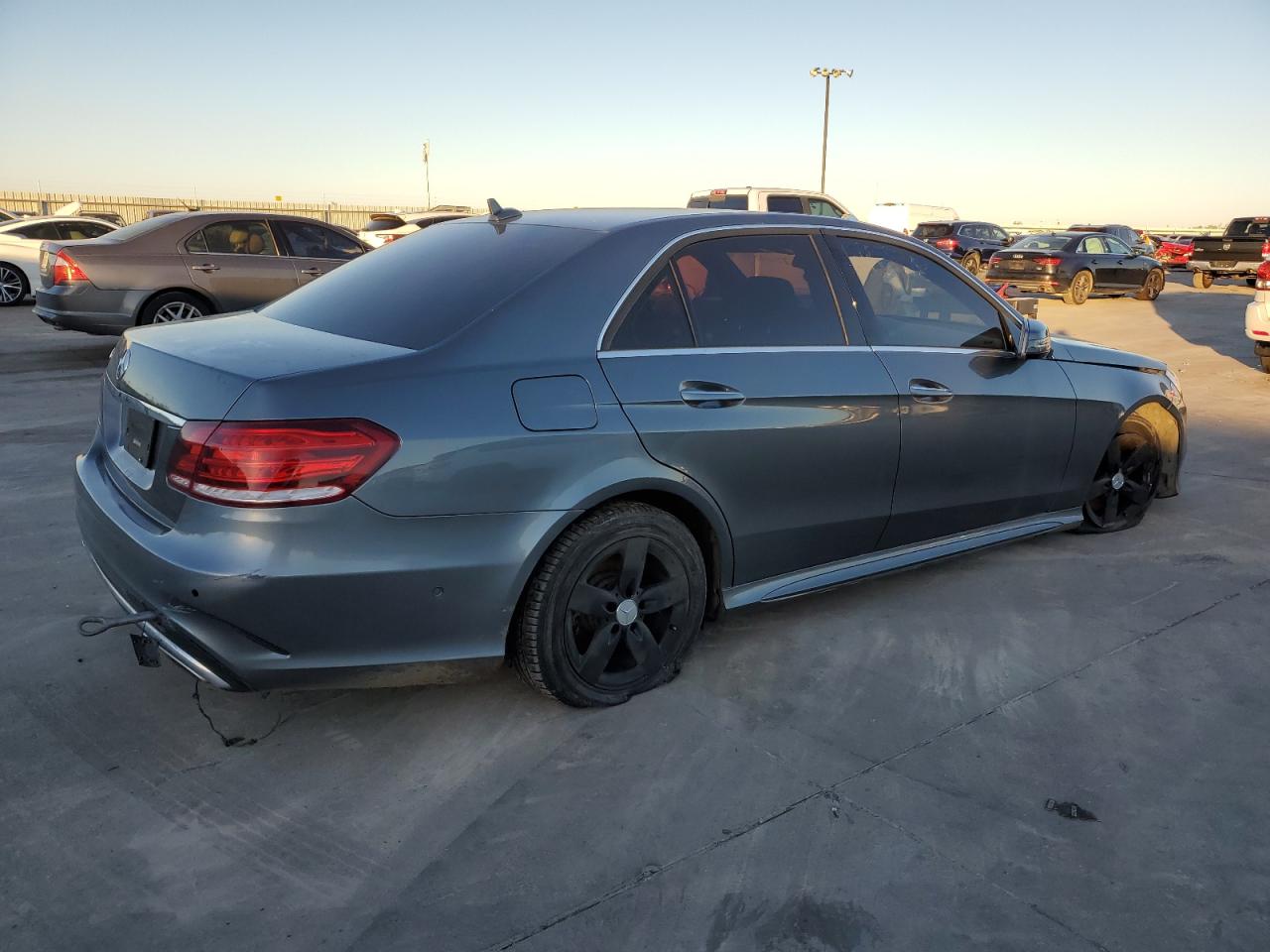 Image 3 of 2016 MERCEDES-BENZ E 350 2016 with VIN WDDHF5KB6GB224195