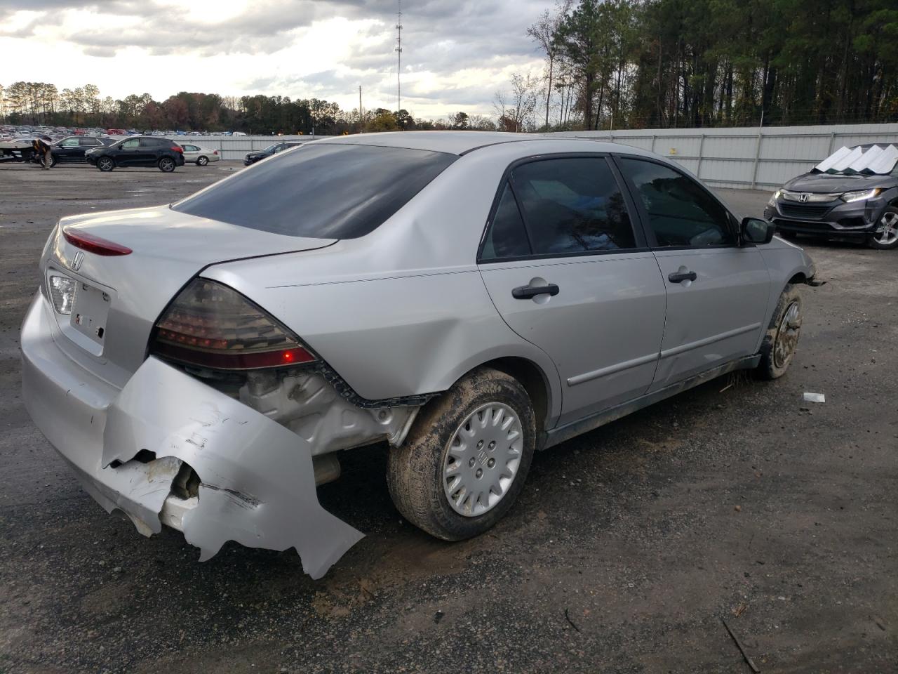Obraz 3 z 2007 HONDA ACCORD VALUE 2007 z VIN 1HGCM56177A048924