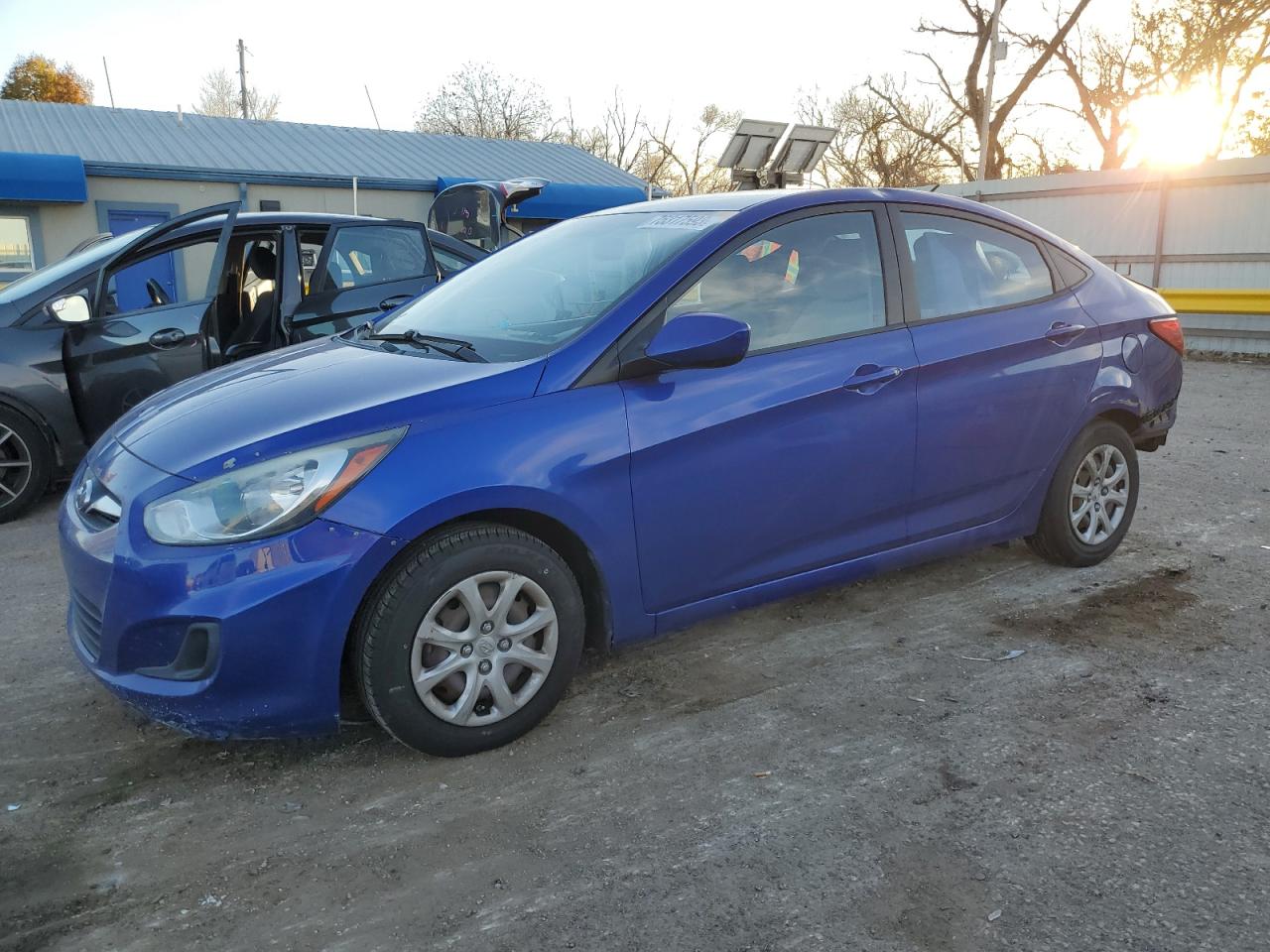 Image 1 of 2013 HYUNDAI ACCENT GLS 2013 with VIN KMHCT4AE9DU390662