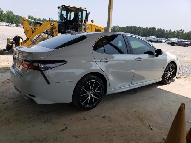 Image 3 of 2022 TOYOTA CAMRY SE 2022 with VIN 4T1T11AK6NU020636
