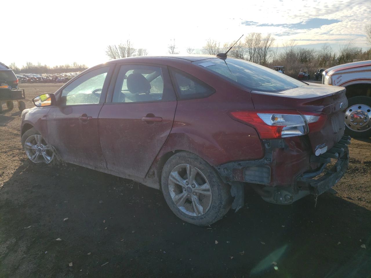 Image 2 of 2014 FORD FOCUS SE 2014 with VIN 1FADP3F29EL214021