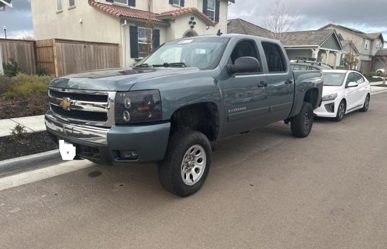 Изображение 2 2007 CHEVROLET SILVERADO K1500 CREW CAB 2007 с VIN 2GCEK13M671519461