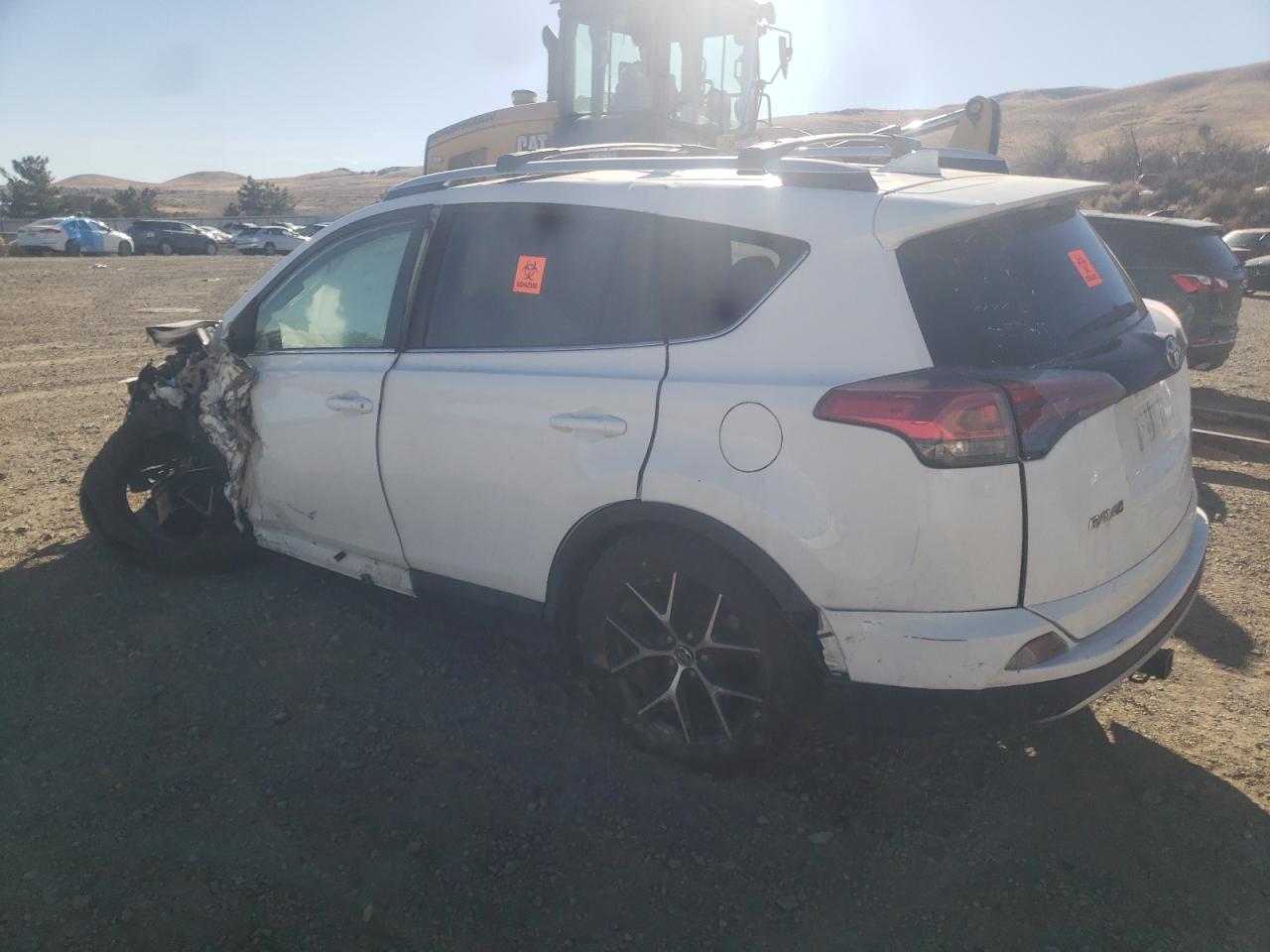 Obraz 2 z 2016 TOYOTA RAV4 SE 2016 z VIN 2T3JFREV4GW526813