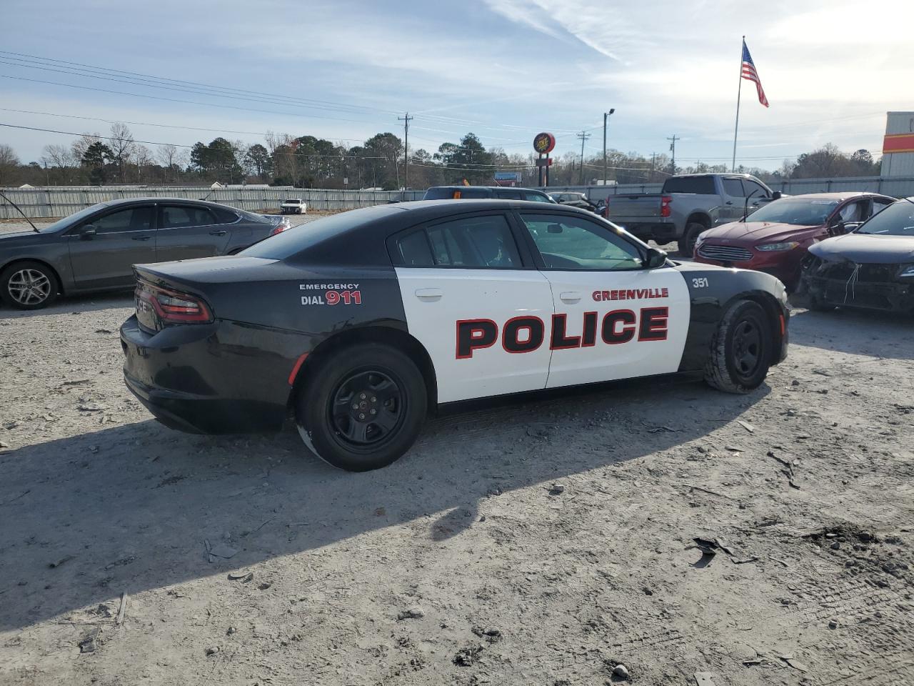 Obraz 3 z 2019 DODGE CHARGER POLICE 2019 z VIN 2C3CDXAG6KH644983