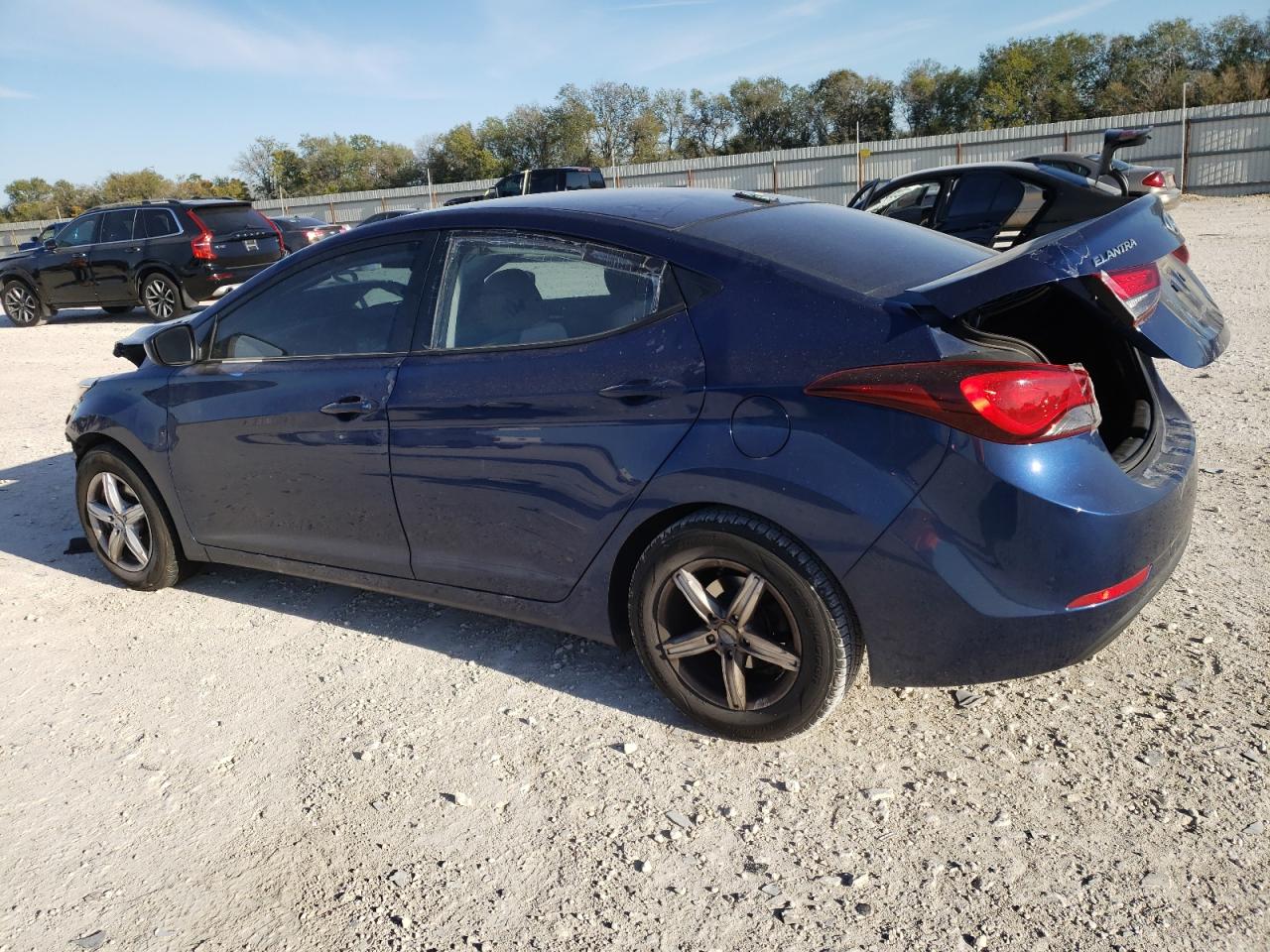 Image 2 of 2016 HYUNDAI ELANTRA SE 2016 with VIN 5NPDH4AE3GH734298