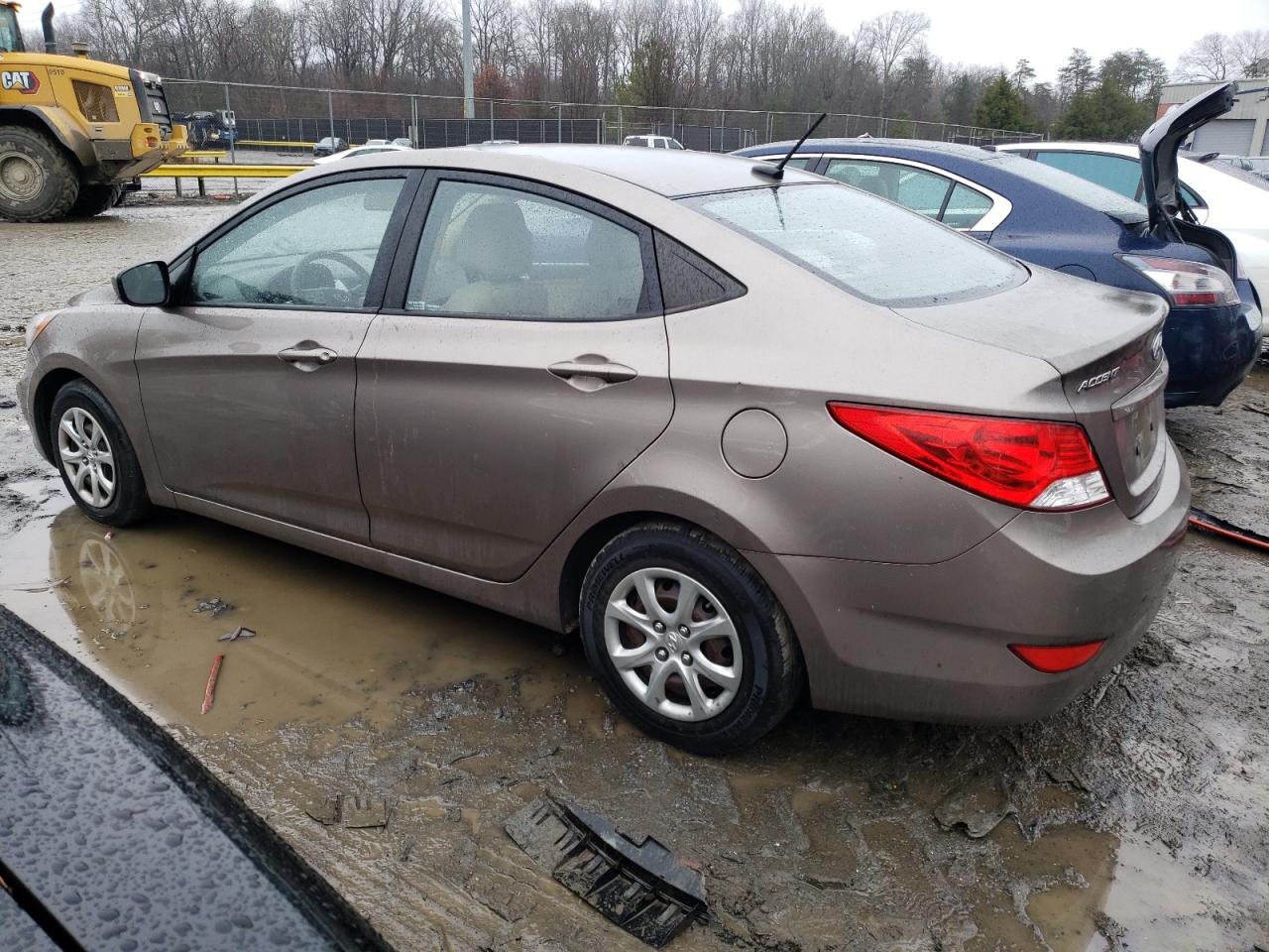 Obraz 2 z 2013 HYUNDAI ACCENT GLS 2013 z VIN KMHCT4AE3DU436776