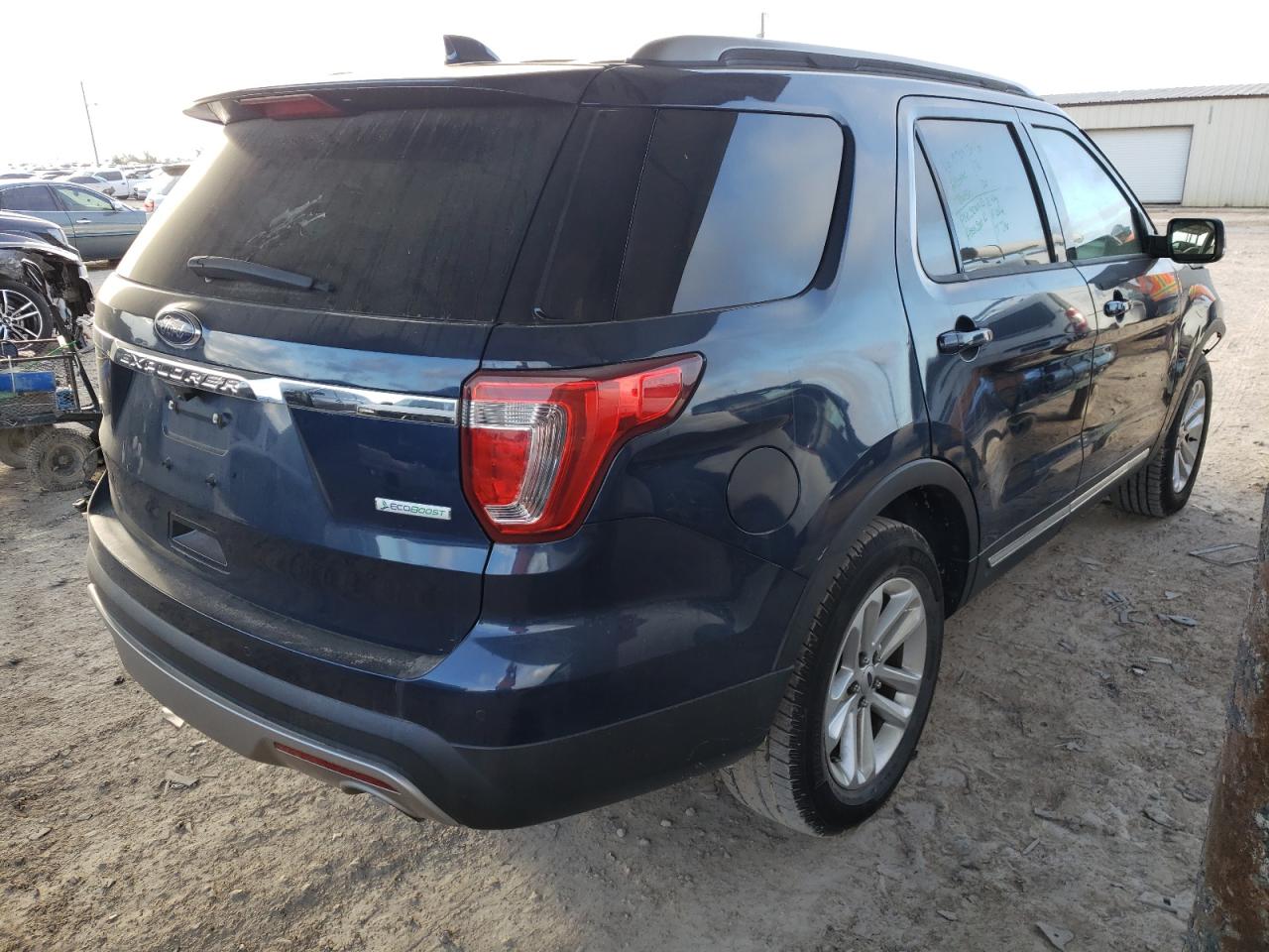 Image 3 of 2017 FORD EXPLORER XLT 2017 with VIN 1FM5K7DH2HGA78755