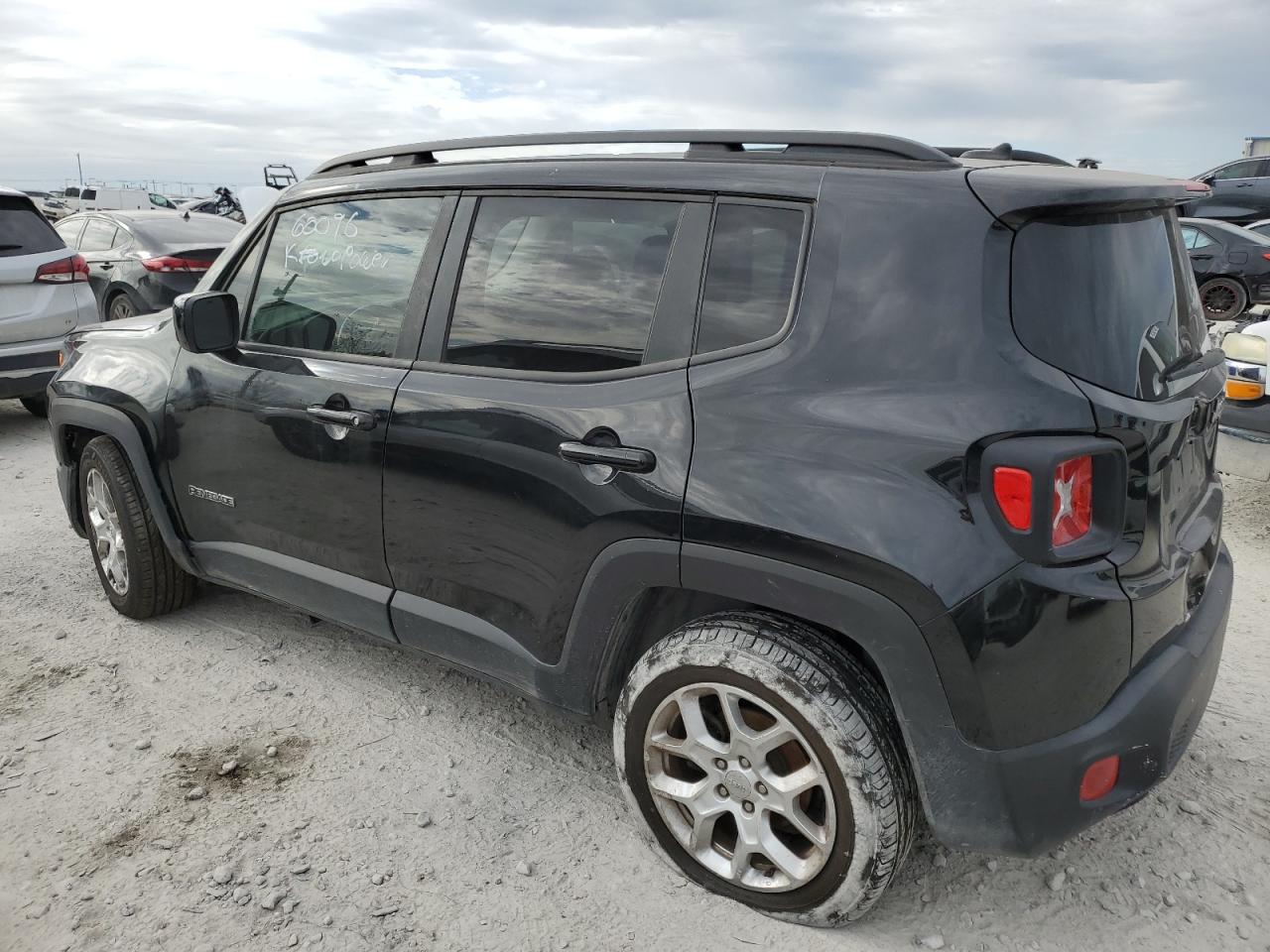 Image 2 of 2017 JEEP RENEGADE LATITUDE 2017 with VIN ZACCJABB4HPG26848