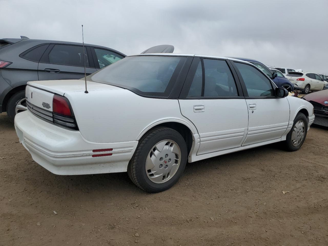 Obraz 3 z 1996 OLDSMOBILE CUTLASS SUPREME SL 1996 z VIN 1G3WH52M5TF364593
