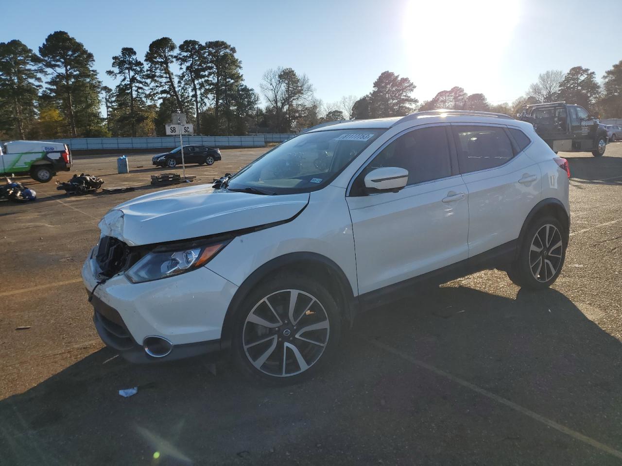 Image 1 of 2018 NISSAN ROGUE SPORT S 2018 with VIN JN1BJ1CPXJW183266