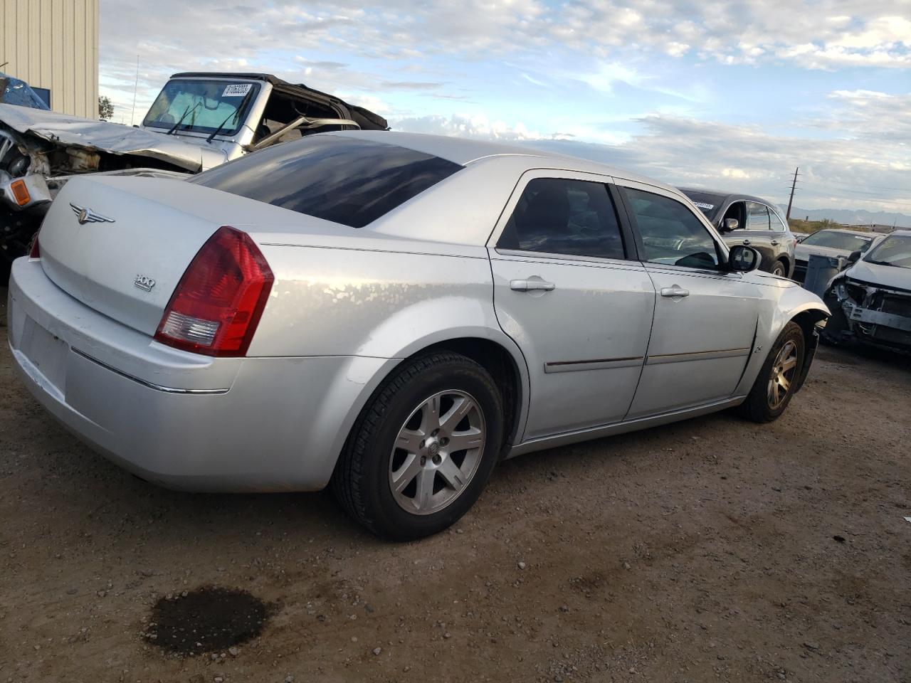 Obraz 3 z 2007 CHRYSLER 300 TOURING 2007 z VIN 2C3KA53G77H887487