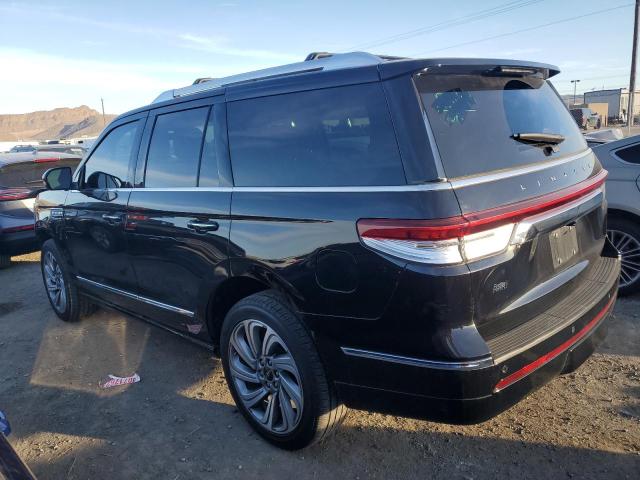 Изображение 2 2022 LINCOLN NAVIGATOR  2022 с VIN 5LMJJ2NT9NEL14670