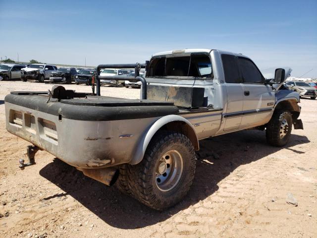 Image 3 of 2001 DODGE RAM 3500  2001 with VIN 1B7MF33611J216730