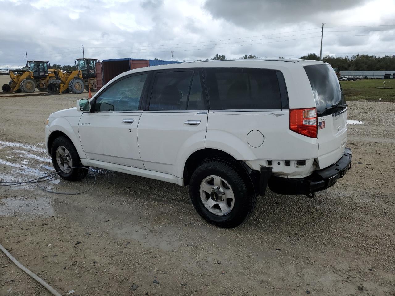 Image 2 of 2002 ISUZU AXIOM XS 2002 with VIN 4S2CE58X924609438