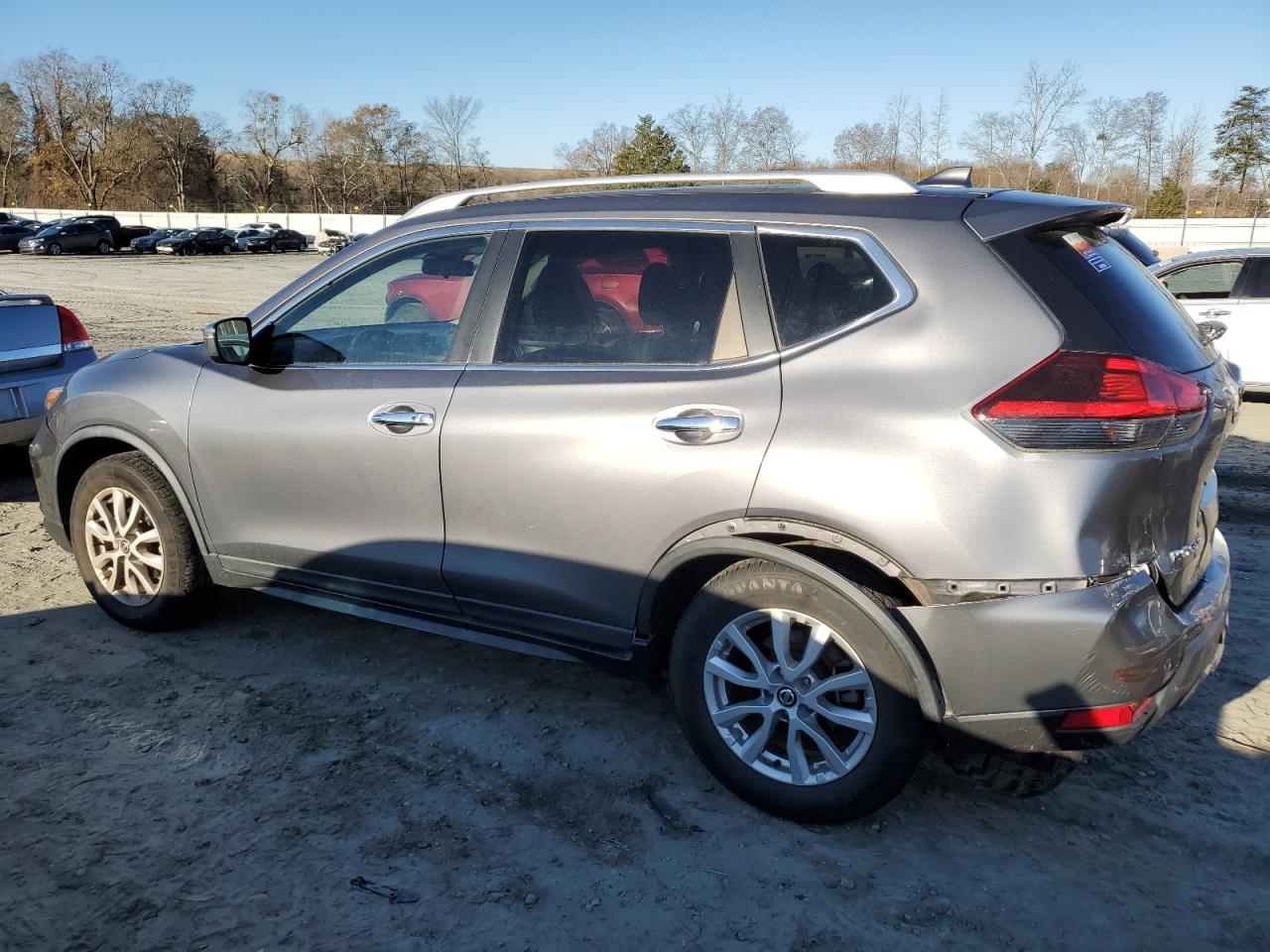 Obraz 2 z 2019 NISSAN ROGUE S 2019 z VIN KNMAT2MT0KP500276