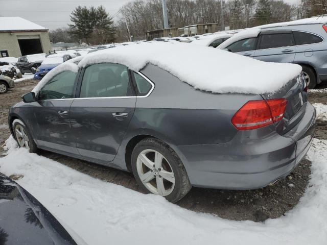 Image 2 of 2013 VOLKSWAGEN PASSAT SE 2013 with VIN 1VWBN7A32DC087901