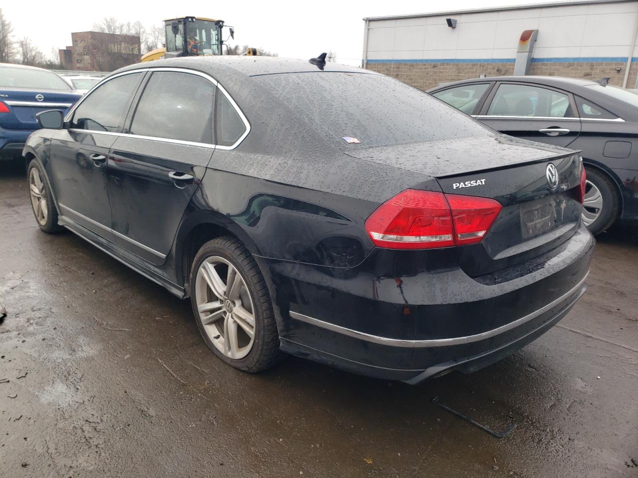 Image 2 of 2013 VOLKSWAGEN PASSAT SEL 2013 with VIN 1VWCN7A32DC122537
