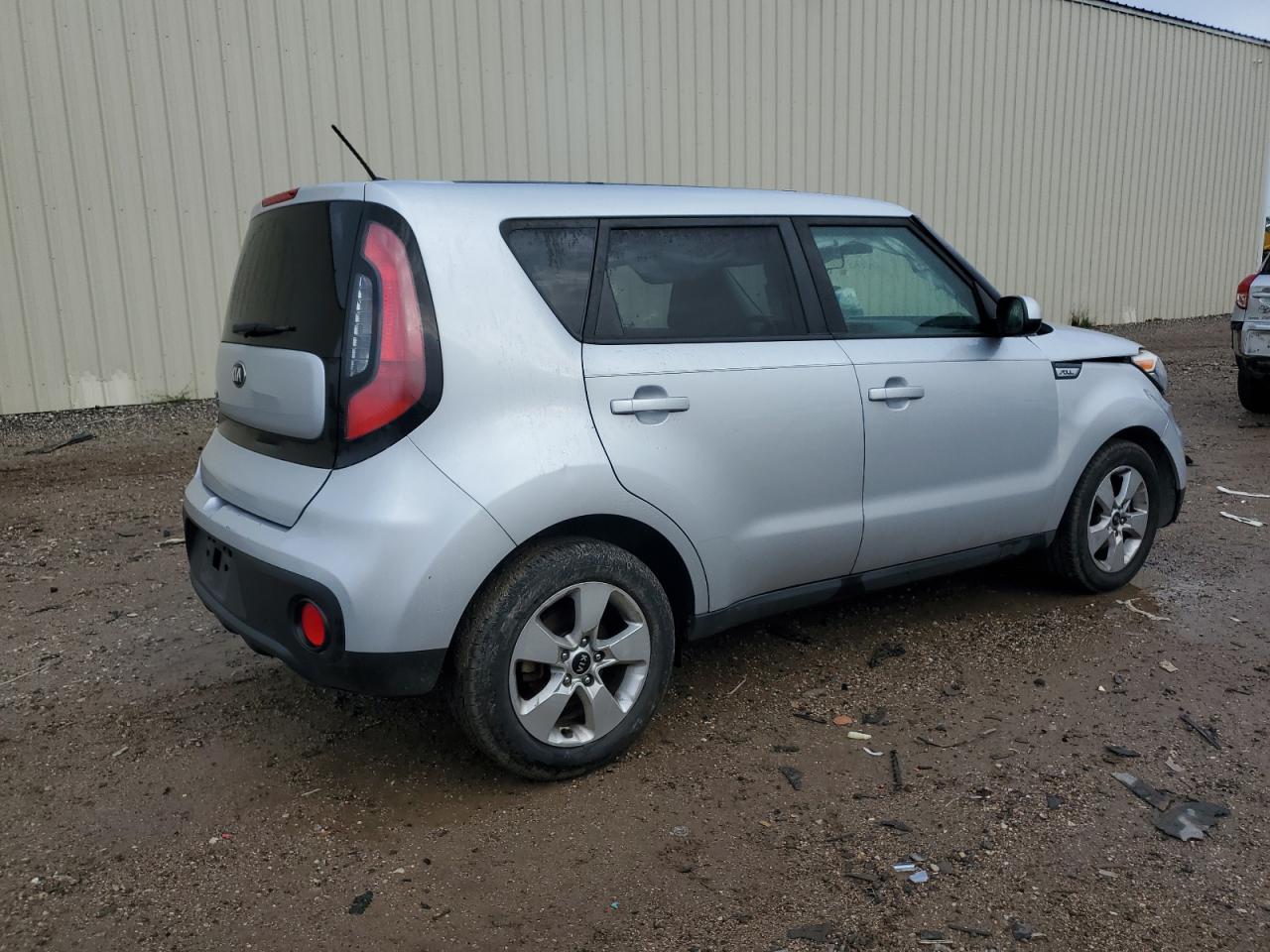 Изображение 3 2018 KIA SOUL  2018 с VIN KNDJN2A29J7547469