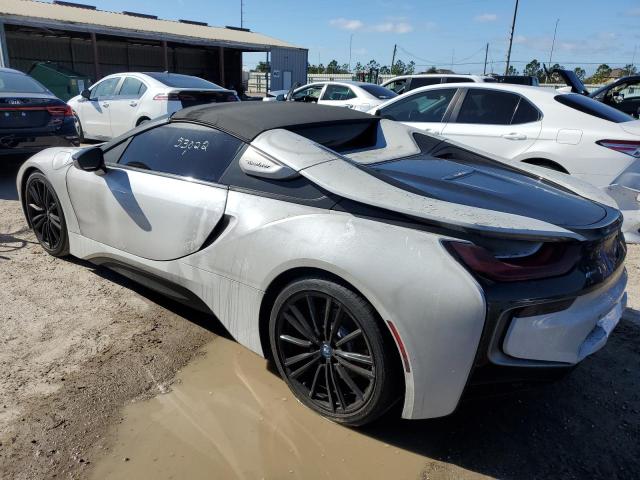 Obraz 2 z 2019 BMW I8  2019 z VIN WBY2Z6C58KVB83129