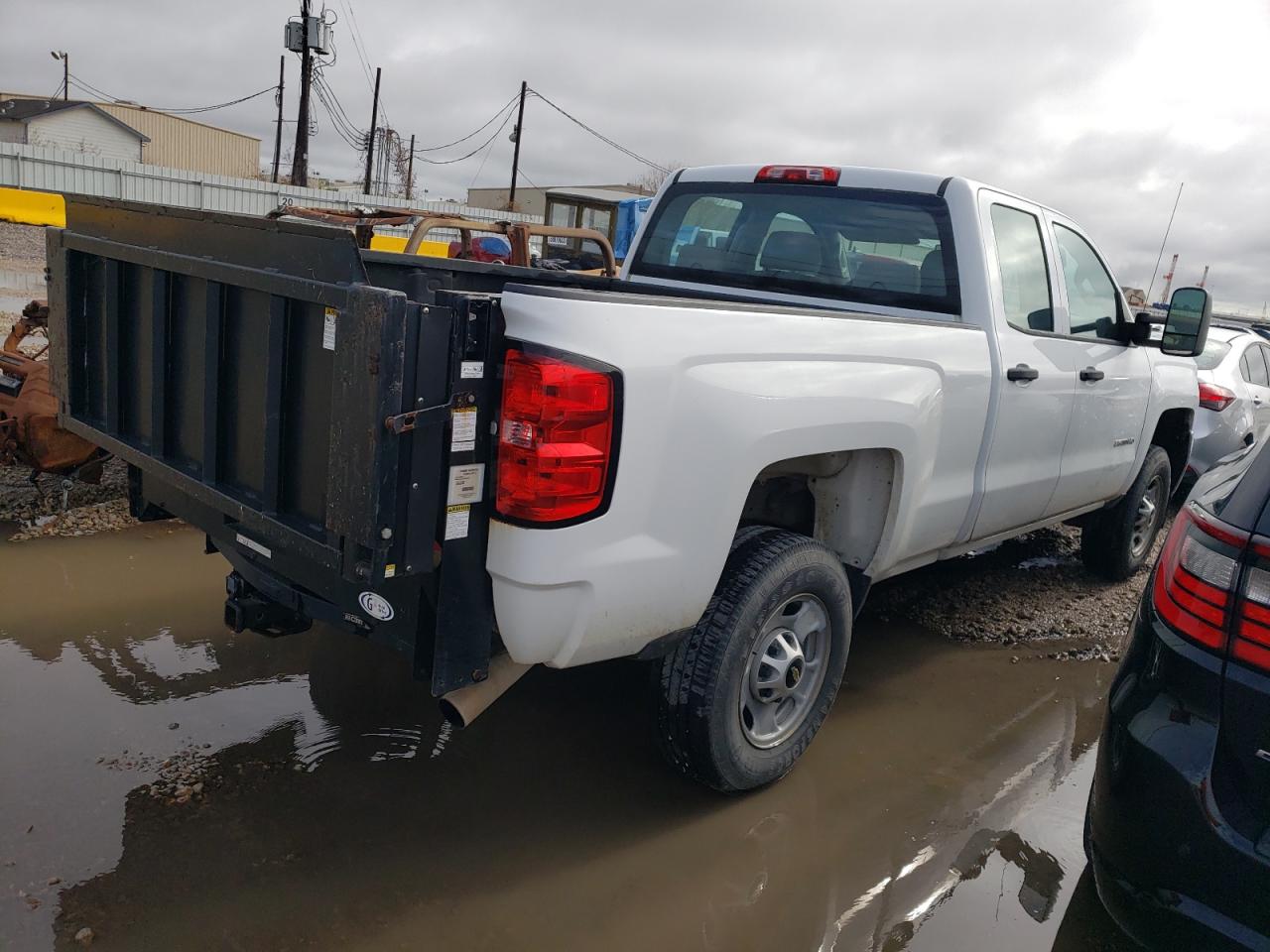 Image 3 of 2015 CHEVROLET SILVERADO C2500 HEAVY DUTY 2015 with VIN 1GC2CUEG6FZ140247