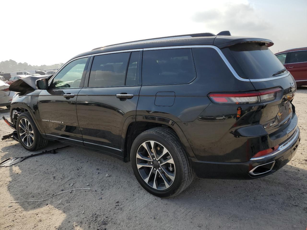 Изображение 2 2022 JEEP GRAND CHEROKEE L OVERLAND 2022 с VIN 1C4RJKDG1N8513807
