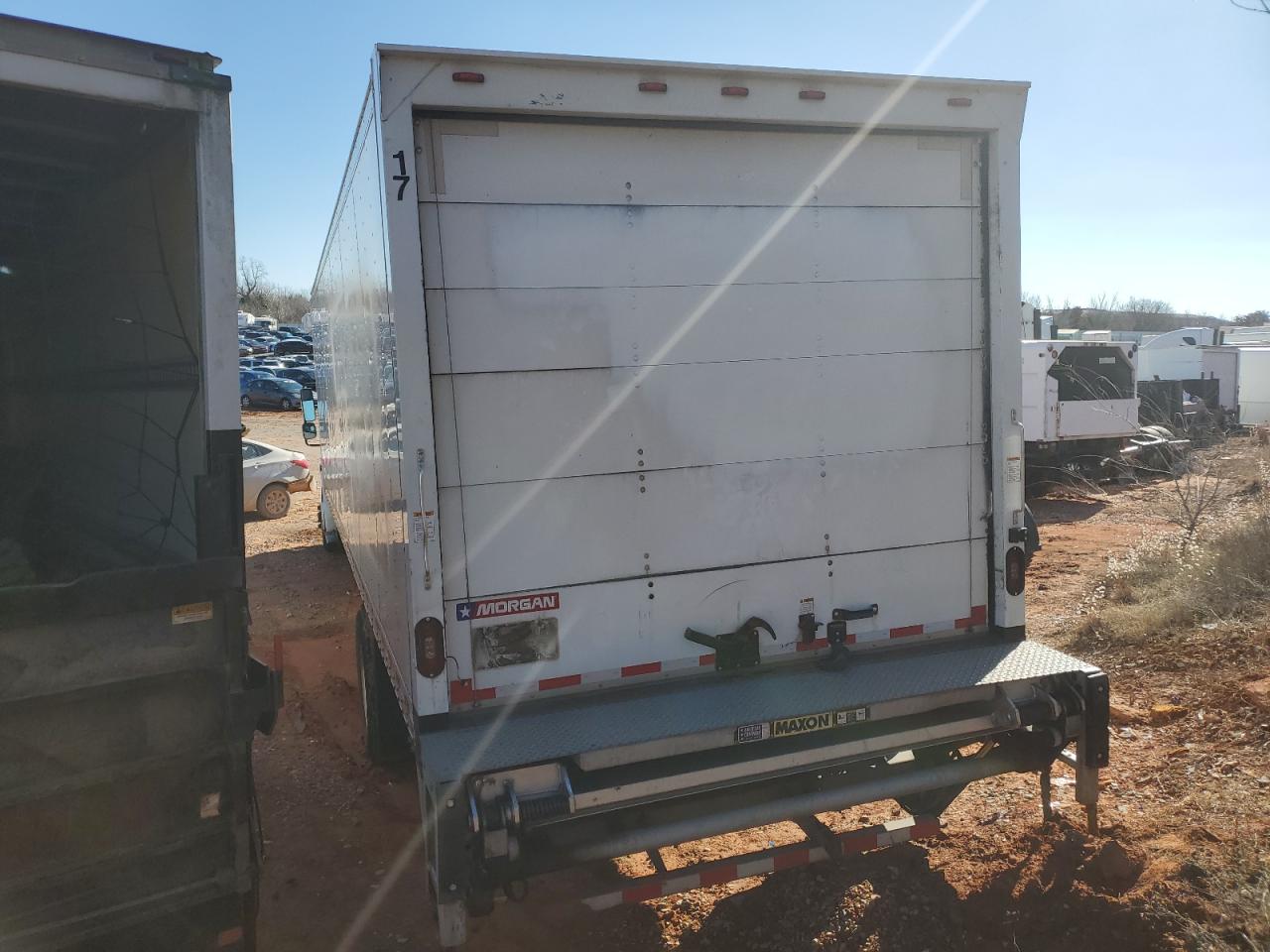 Image 2 of 2019 FREIGHTLINER M2 106 MEDIUM DUTY 2019 with VIN 3ALACWFC1KDKN7036