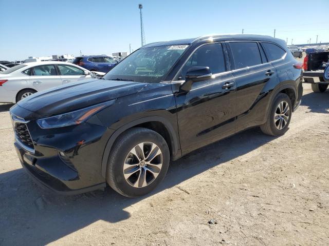 Изображение 2021 TOYOTA HIGHLANDER XLE 2021