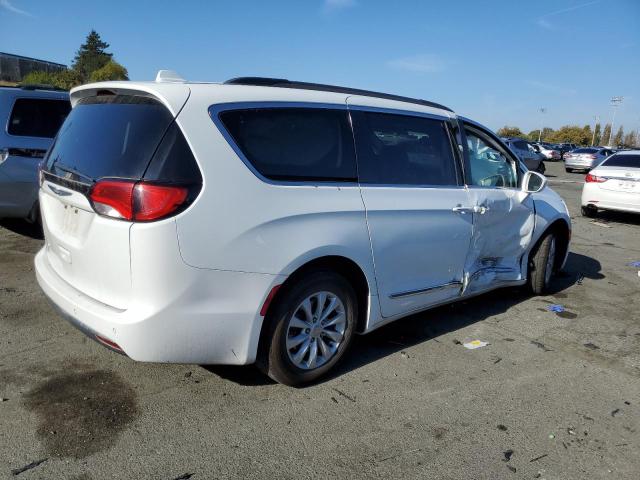 Obraz 3 z 2017 CHRYSLER PACIFICA TOURING L 2017 z VIN 2C4RC1BG6HR621212