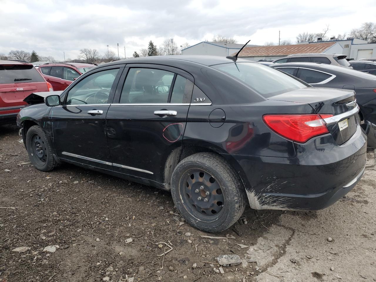 Изображение 2 2013 CHRYSLER 200 LX 2013 с VIN 1C3CCBAB5DN733707
