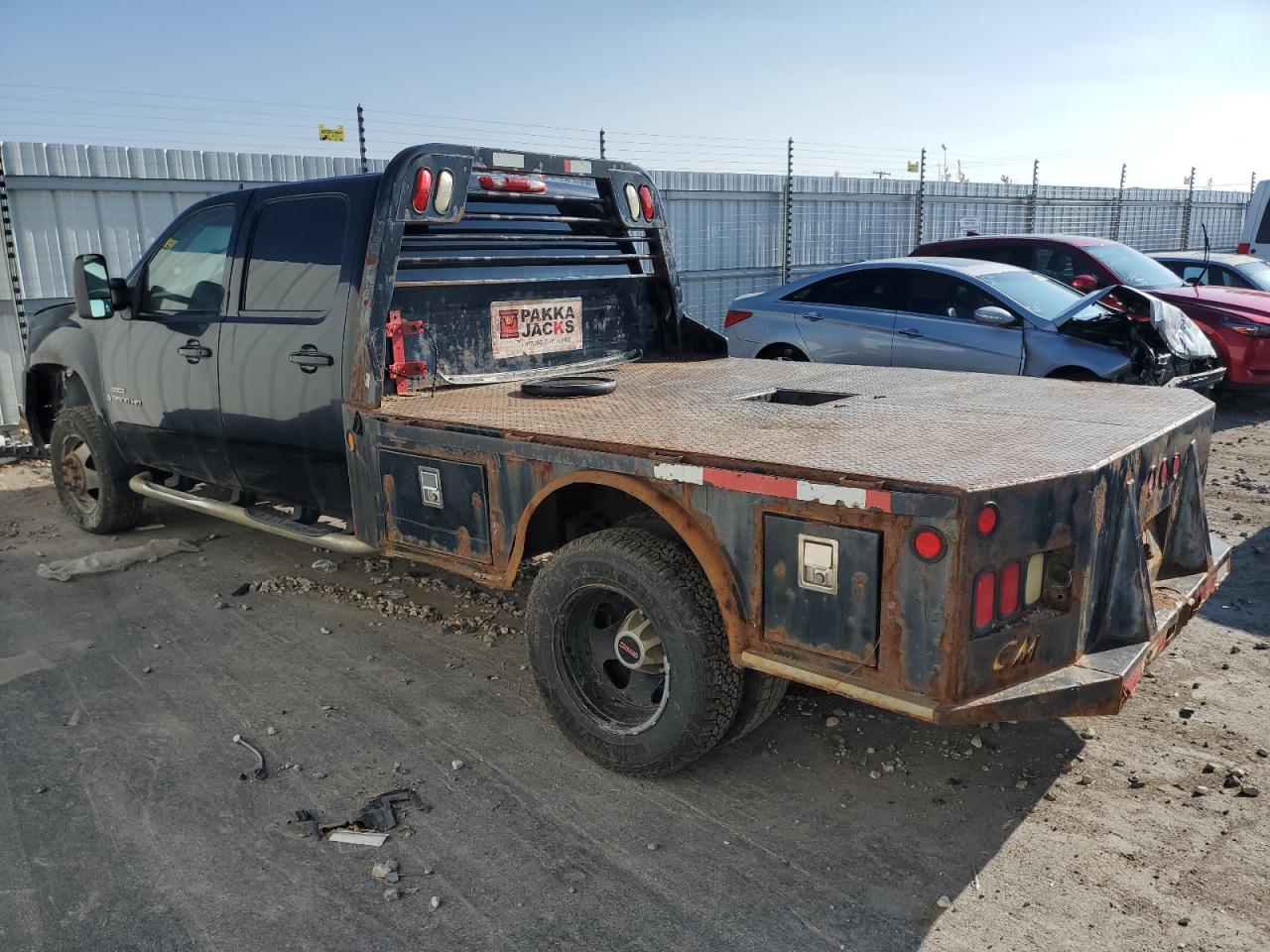 Image 2 of 2009 GMC SIERRA K3500 SLT 2009 with VIN 1GTJK93699F140173